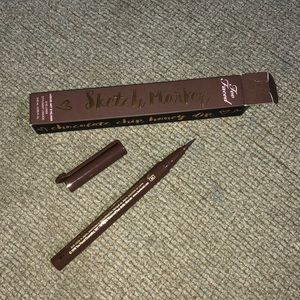 Too Faced Sketch Marker Chocolate chip honey dip